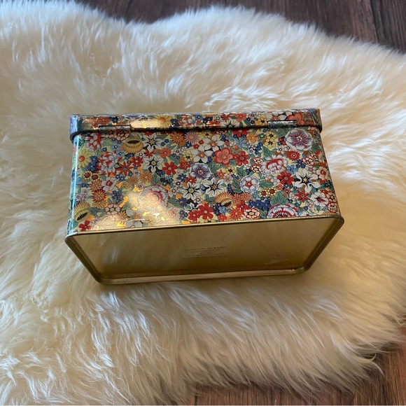 Vintage Daher floral tin ~ England - Picture 3 of 9